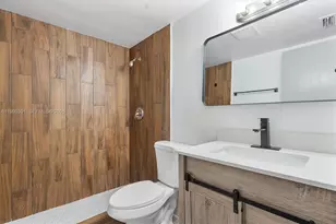 1715 N 16th Ave, Hollywood, FL 33020 - Photo 4