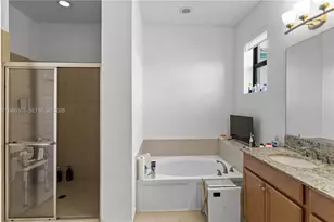 19244 NE 9th Pl, Miami, FL 33179 - Photo 58