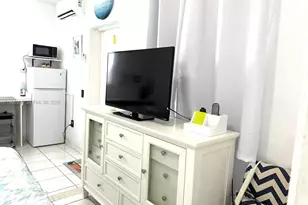 3775 NW 13th St, Miami, FL 33126 - Photo 2