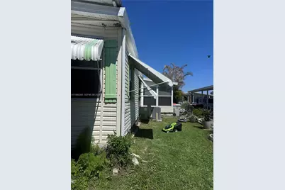 7300 20th St, Florida City, FL 32966 - Photo 4