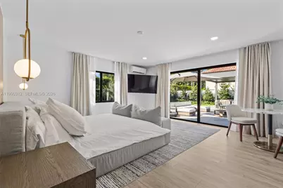 116 W 1st Ct, Miami Beach, FL 33139 - Photo 22