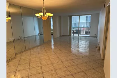6039 Collins Ave #505, Miami Beach, FL 33140 - Photo 10