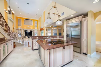 588 Miller Dr, Miami Springs, FL 33166 - Photo 10