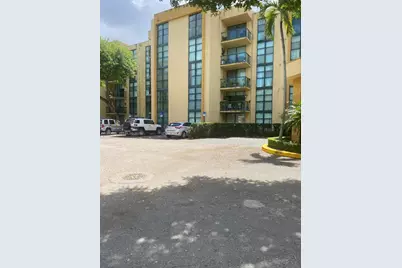 11800 SW 18th St #108-4, Miami, FL 33175 - Photo 2