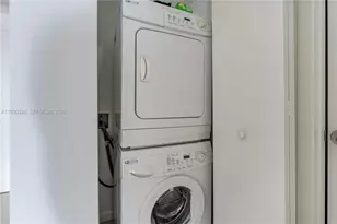 3250 NE 1st Ave, Miami, FL 33137 - Photo 30