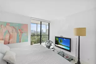 20301 W Country Club Dr, Aventura, FL 33180 - Photo 16