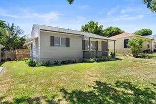 812 32nd St, West Palm Beach, FL 33407 - Photo 2