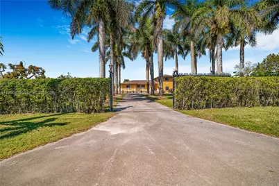 26500 SW 167th Ave, Homestead, FL 33031 - Photo 4