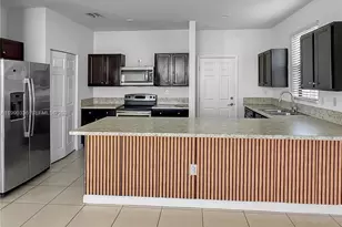 709 SE 35 Ave, Homestead, FL 33033 - Photo 6