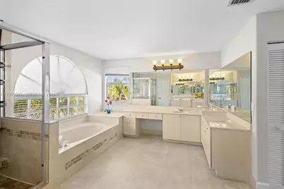 17900 SW 4th Ct, Pembroke Pines, FL 33029 - Photo 28
