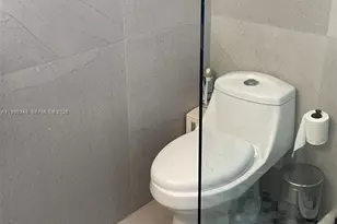 3406 NE 168th St, North Miami Beach, FL 33160 - Photo 18