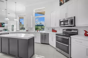 219 Landings Blvd, Weston, FL 33327 - Photo 6
