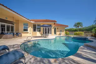 219 Landings Blvd, Weston, FL 33327 - Photo 10