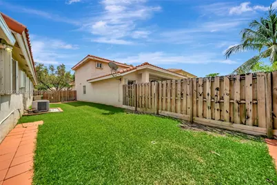 14721 Vista Verdi Rd, Davie, FL 33325 - Photo 32