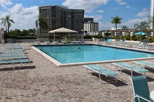 1865 S Ocean Dr, Hallandale Beach, FL 33009 - Photo 20
