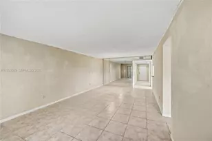 15342 Lakes Of Delray Blvd, Delray Beach, FL 33484 - Photo 6