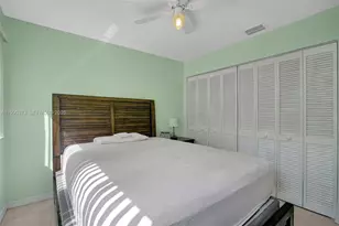 1726 SW 110th Terrace, Davie, FL 33324 - Photo 32