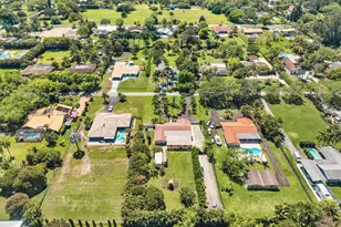 14051 SW 15th Ct, Davie, FL 33325 - Photo 4