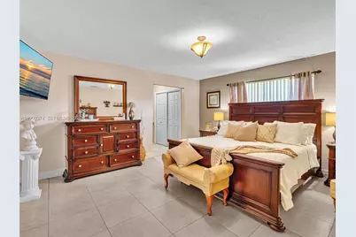 14051 SW 15th Ct, Davie, FL 33325 - Photo 36