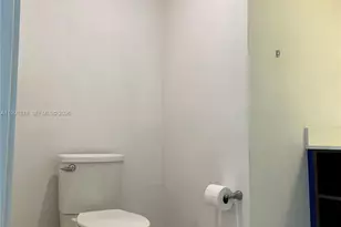 7661 NW 107th Ave, Doral, FL 33178 - Photo 6