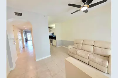 7611 Southampton Ter #110, Tamarac, FL 33321 - Photo 10