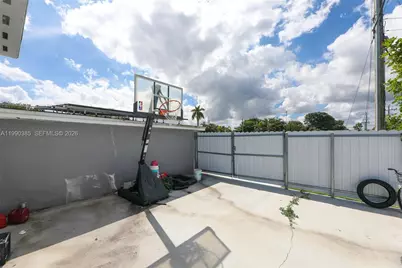 3811 SW 47 Ave, West Park, FL 33023 - Photo 46