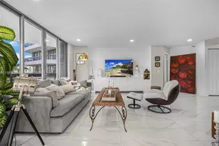 3500 Mystic Pointe Dr, Aventura, FL 33180 - Photo 4