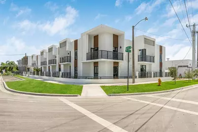 16955 SW 100th Ave #8, Miami, FL 33157 - Photo 2