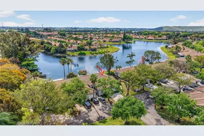 1012 SW 42nd Ave, Deerfield Beach, FL 33442 - Photo 54