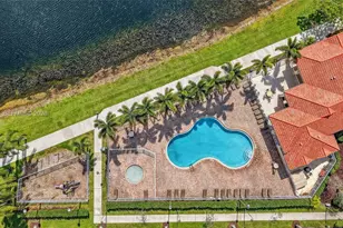 1012 SW 42nd Ave, Deerfield Beach, FL 33442 - Photo 62