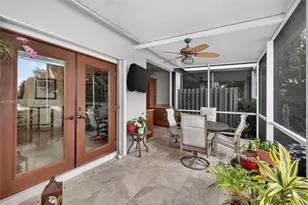 1012 SW 42nd Ave, Deerfield Beach, FL 33442 - Photo 10