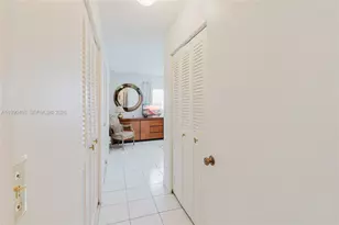 424 SE 10th St, Dania Beach, FL 33004 - Photo 32