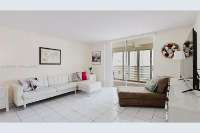 424 SE 10th St #204, Dania Beach, FL 33004 - Photo 24