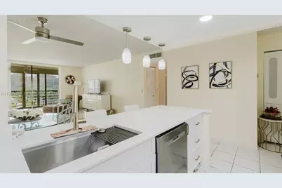 424 SE 10th St #204, Dania Beach, FL 33004 - Photo 16