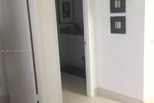 5501 NW 7th St, Miami, FL 33126 - Photo 6