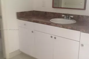 5501 NW 7th St, Miami, FL 33126 - Photo 12