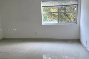 5501 NW 7th St, Miami, FL 33126 - Photo 10