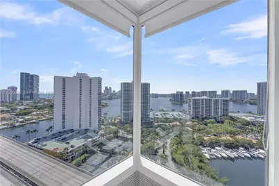 19400 Turnberry Way #2011, Aventura, FL 33180 - Photo 28