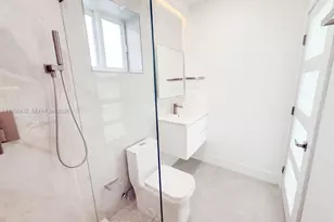 588 Palmetto Dr, Miami Springs, FL 33166 - Photo 38