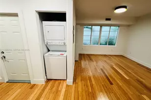 960 Bay Dr, Miami Beach, FL 33141 - Photo 12