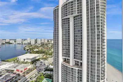 18101 Collins #4106 +Cabana, Sunny Isles Beach, FL 33160 - Photo 32