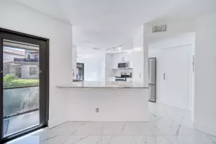 9151 W Sunrise Blvd, Plantation, FL 33322 - Photo 4