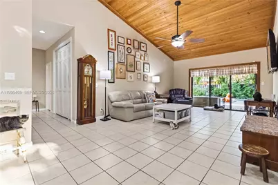 9521 NW 31st Pl, Sunrise, FL 33351 - Photo 8