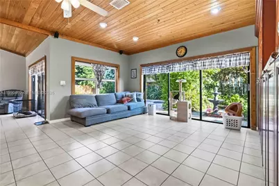 9521 NW 31st Pl, Sunrise, FL 33351 - Photo 12