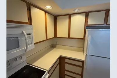 3330 N Pinewalk Dr N #1636, Margate, FL 33063 - Photo 16