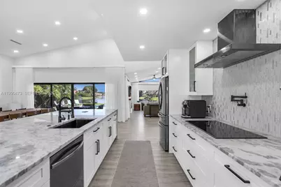 2920 Old Orchard Rd, Davie, FL 33328 - Photo 10