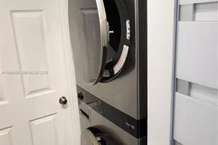 15585 SW 76th Ln, Miami, FL 33193 - Photo 18