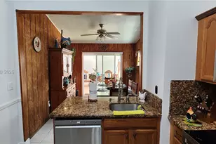 15585 SW 76th Ln, Miami, FL 33193 - Photo 14