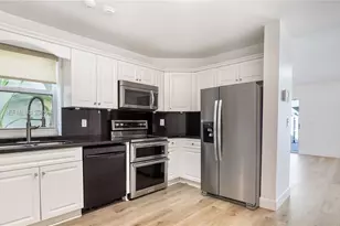 876 Garnet Cir, Weston, FL 33326 - Photo 12