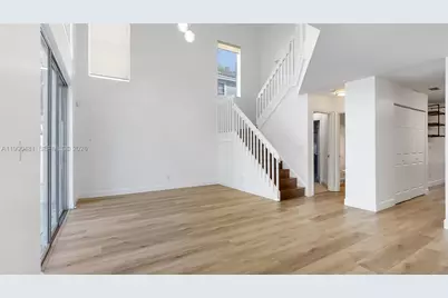 876 Garnet Cir, Weston, FL 33326 - Photo 8